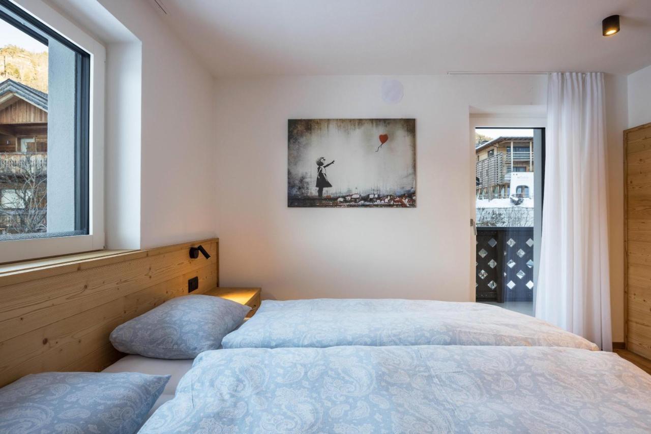 Apartments Armeri Blue Dolomites San Vigilio Di Marebbe Eksteriør bilde